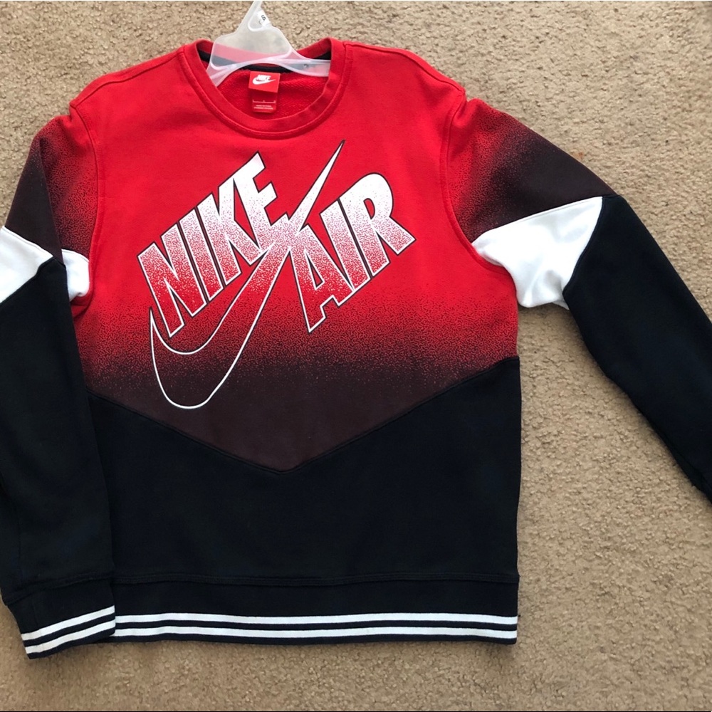Men’s Nike Sweatshirt